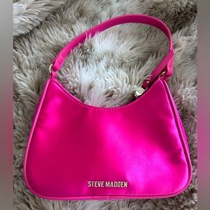 Steve Madden shoulder bag. Pink